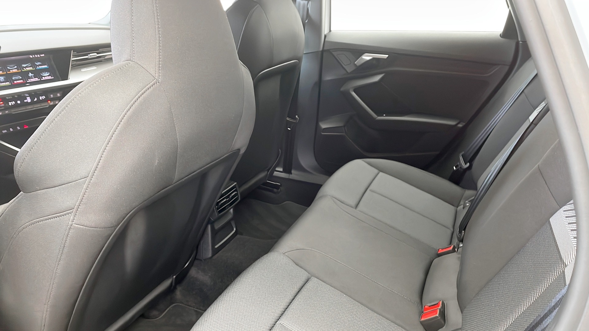Image about Audi A3 Sportback A3 Sportback 35 TFSI Proline 150 hk 6-växlad