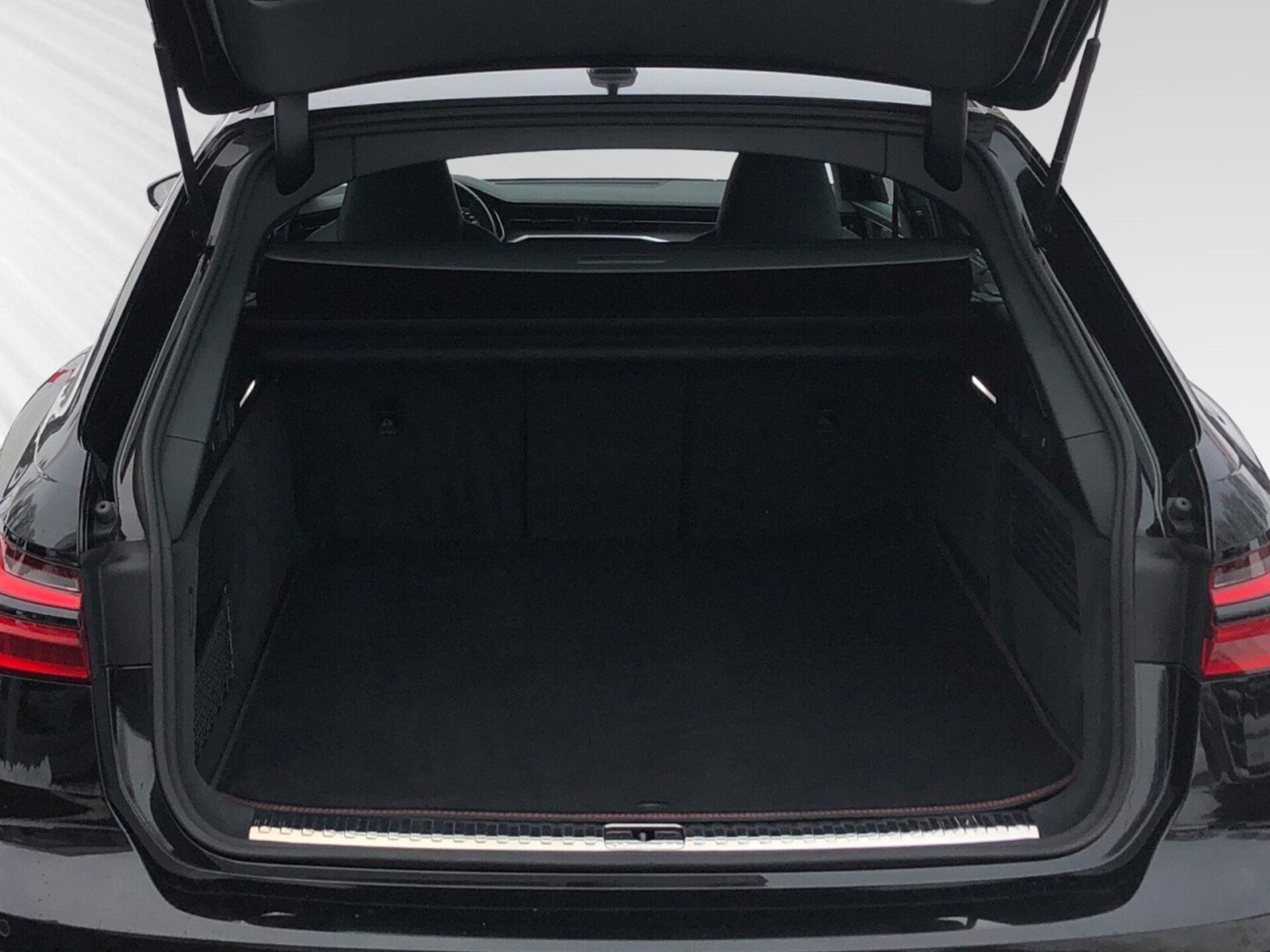 Audi S6 Avant