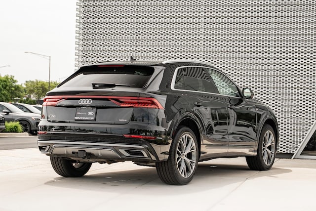 2023 Audi Q8