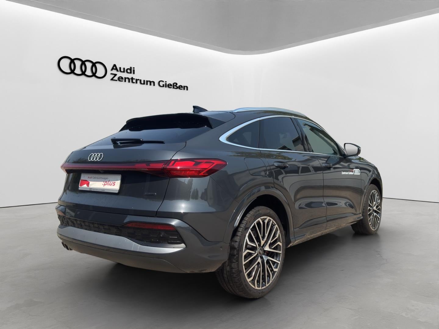 Bild über Audi Q5 Sportback TDI quattro 150 kW S tronic - für weitere Informationen kontaktieren Sie den Audi Partner