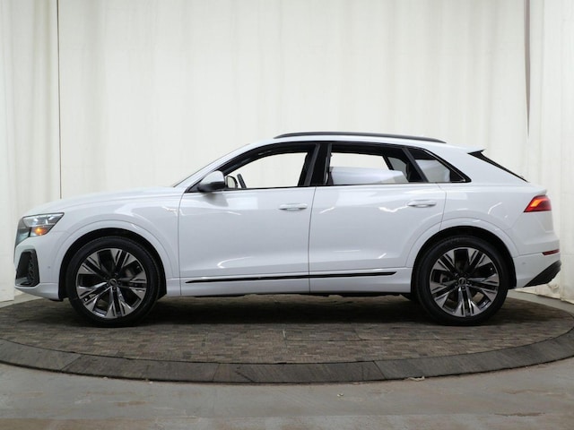 2026 Audi Q8