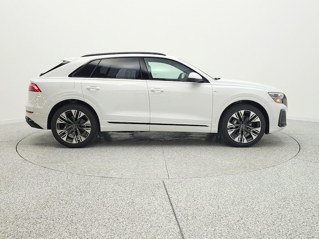 2026 Audi Q8
