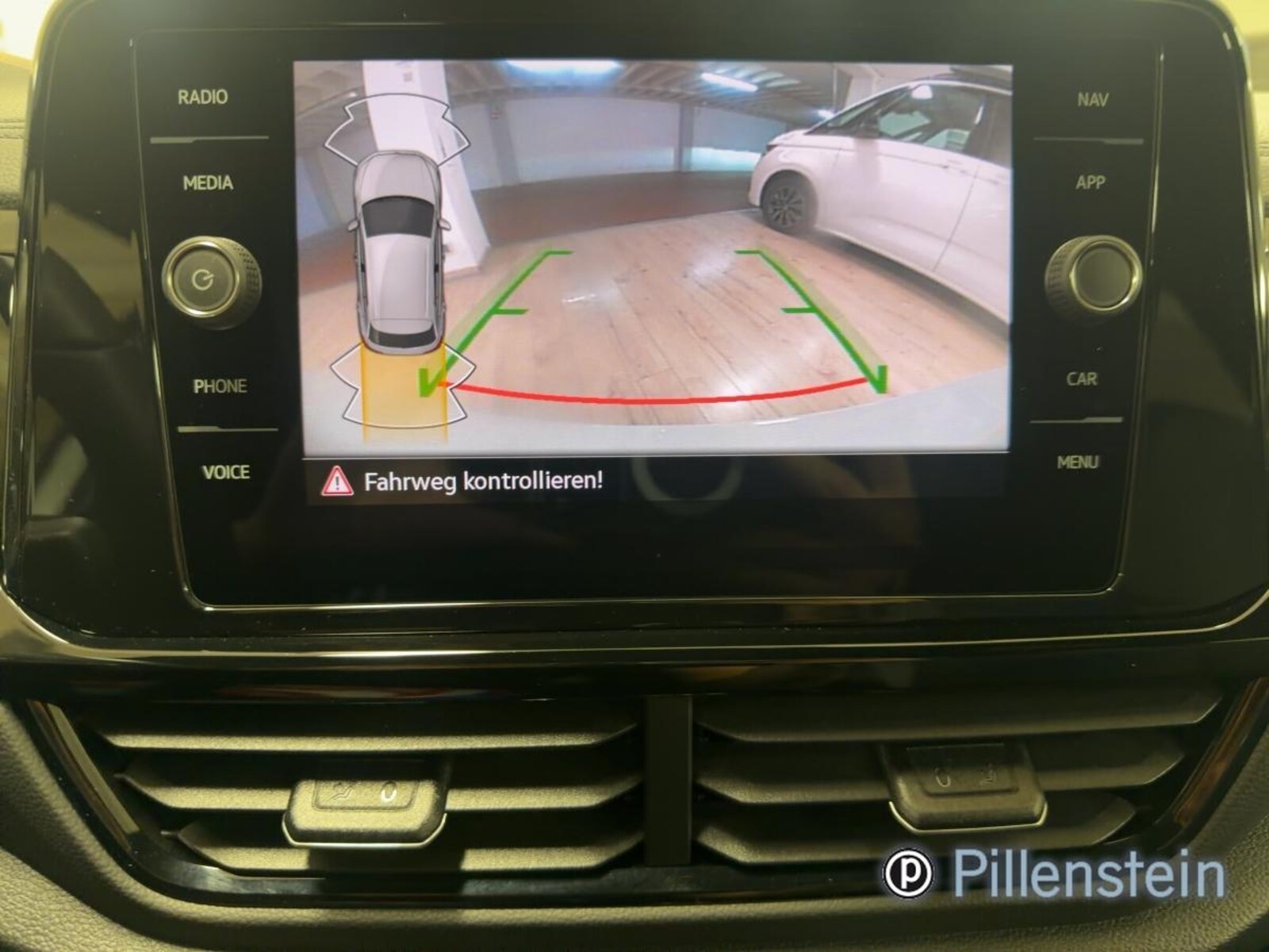 Volkswagen T-Roc – Bild 12