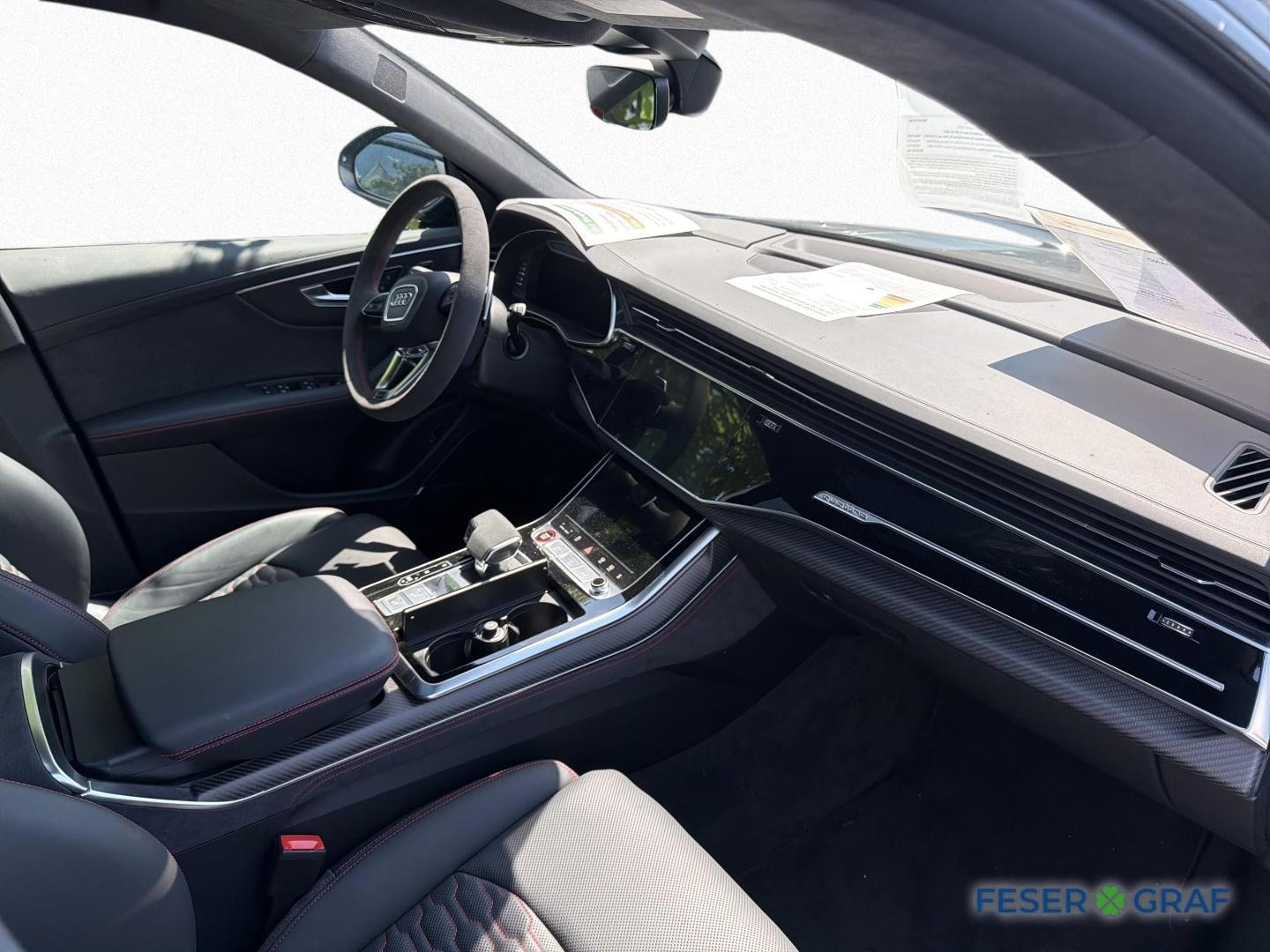 Bild über Audi RS Q8 SUV TFSI quattro 471 kW tiptronic - für weitere Informationen kontaktieren Sie den Audi Partner