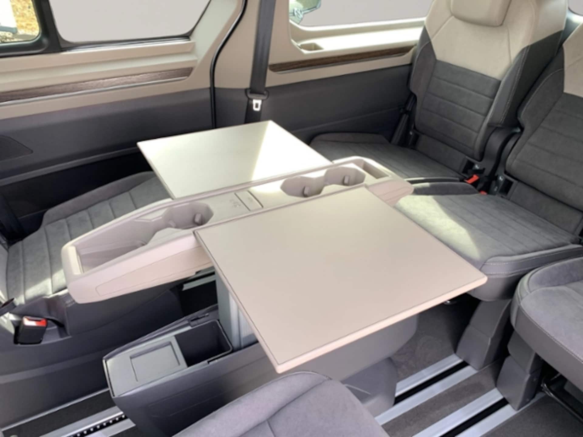 Volkswagen Multivan Langversion Style