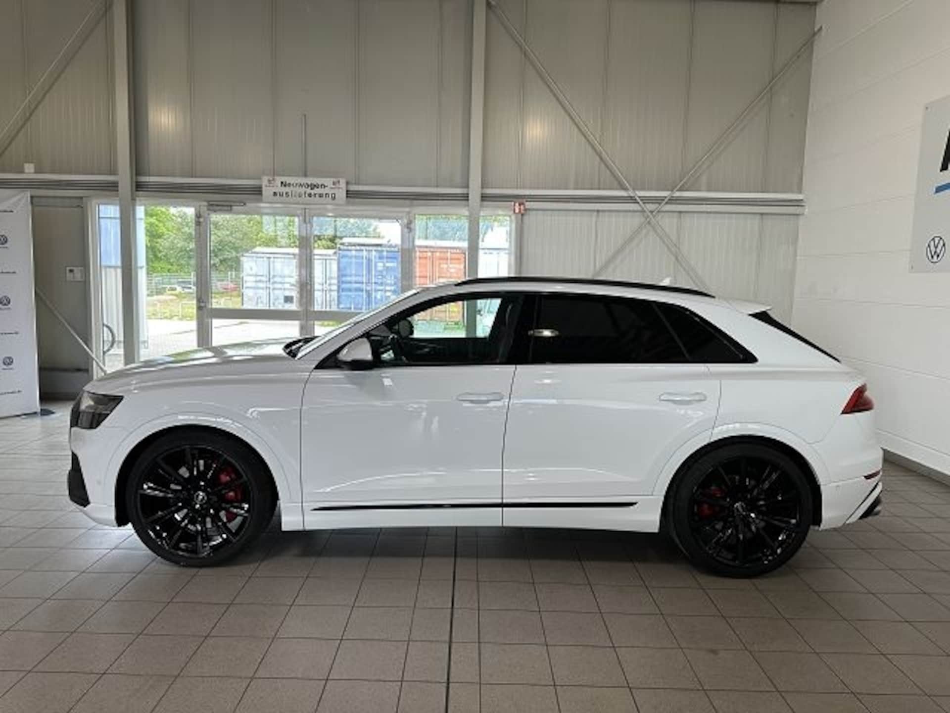 Audi SQ8 SUV