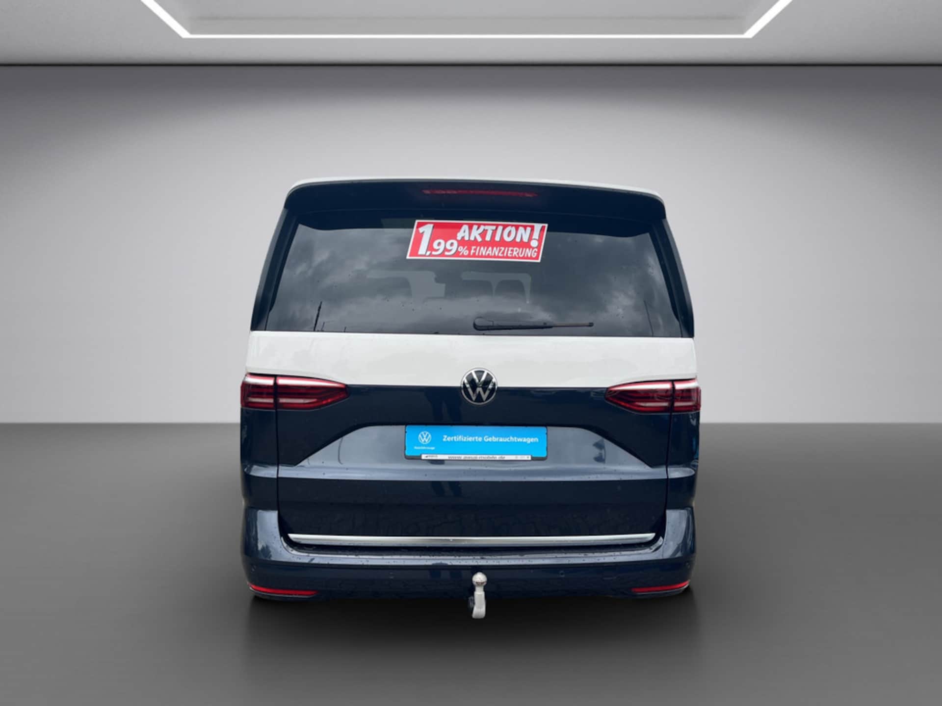 Volkswagen Multivan Langversion Basis-Modell