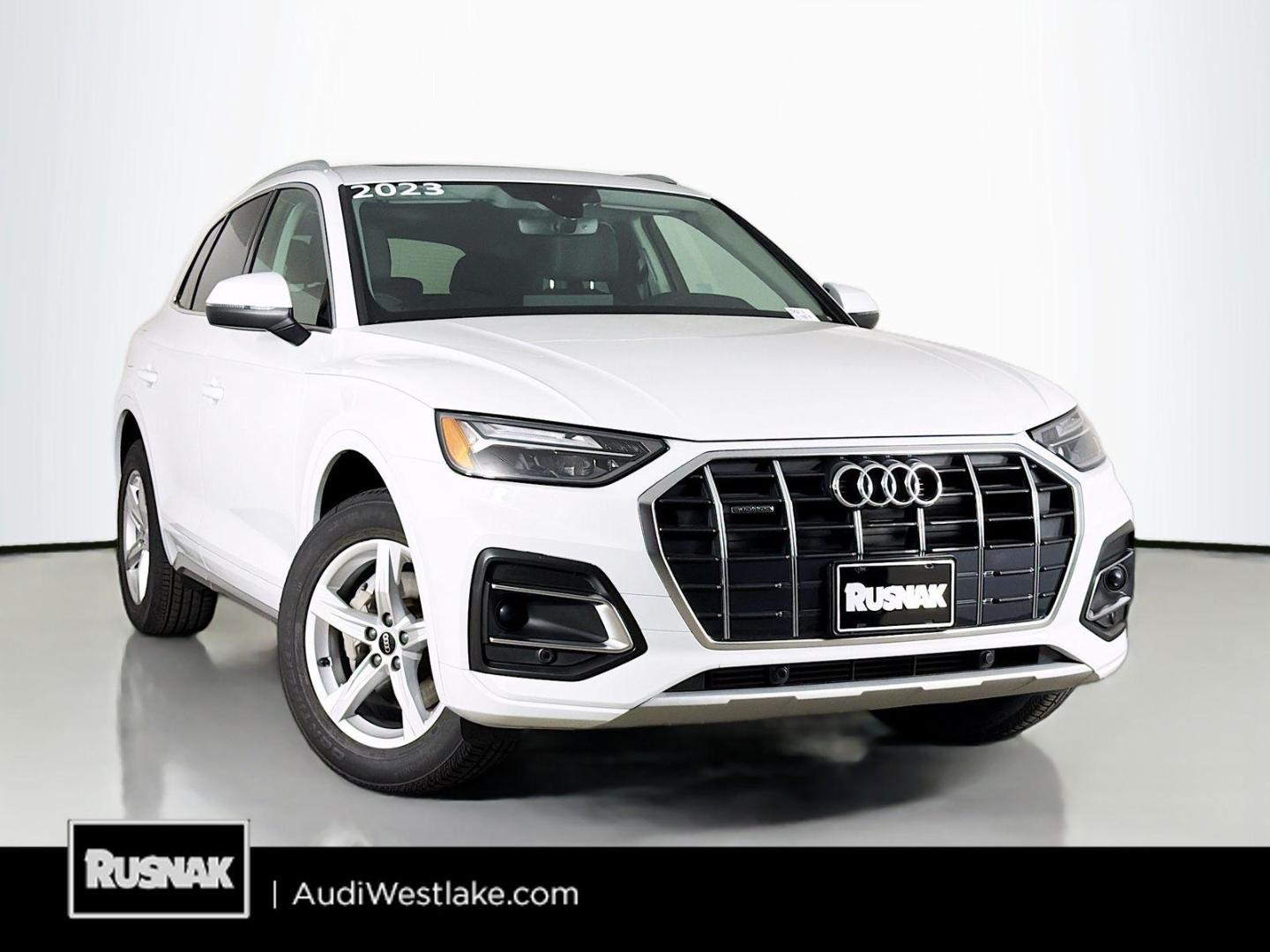 2023 Audi Q5 40 Premium's photo