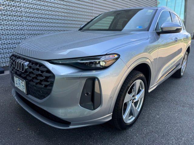 2026 Audi Q5 Premium Plus quattro's photo
