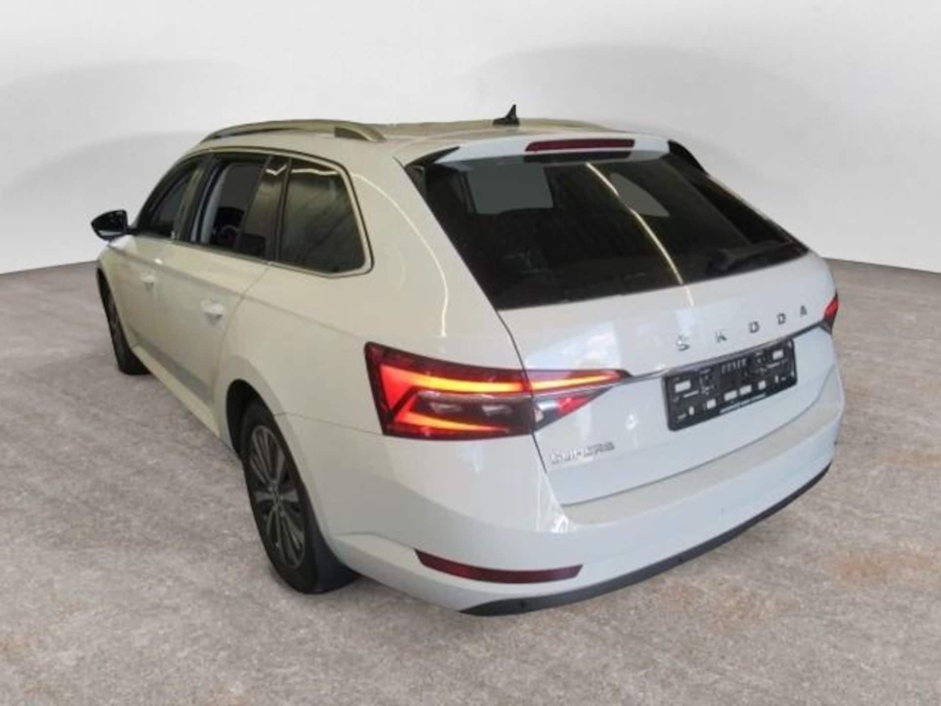Skoda Superb Combi Style