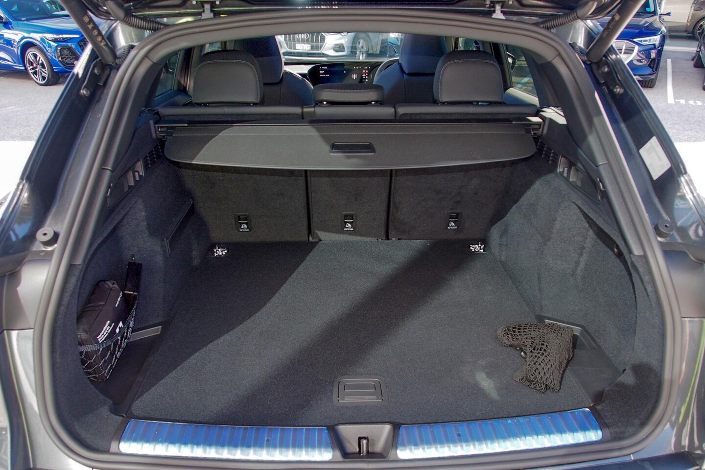 Image about Audi Q5 SUV TDI quattro 150 kW sport