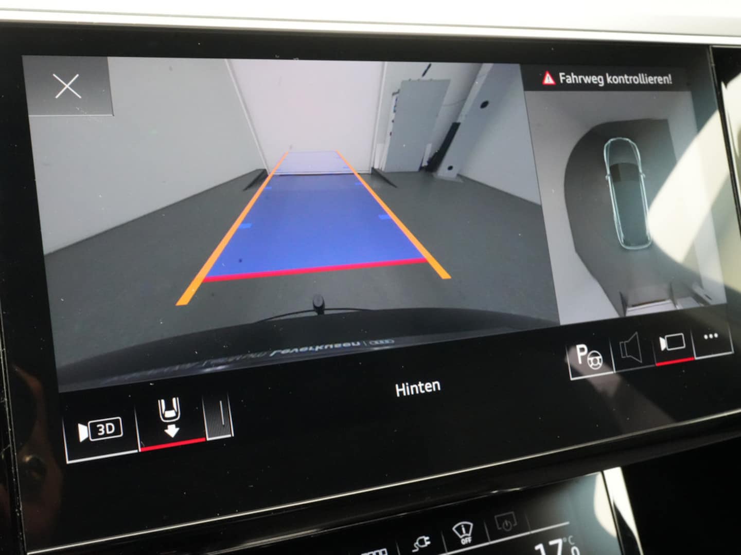Bild über Audi Q8 e-tron S line 50 e-tron quattro - für weitere Informationen kontaktieren Sie den Audi Partner