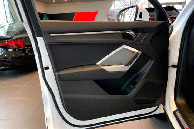 2025 Audi Q3 S Line Premium - Photo 10