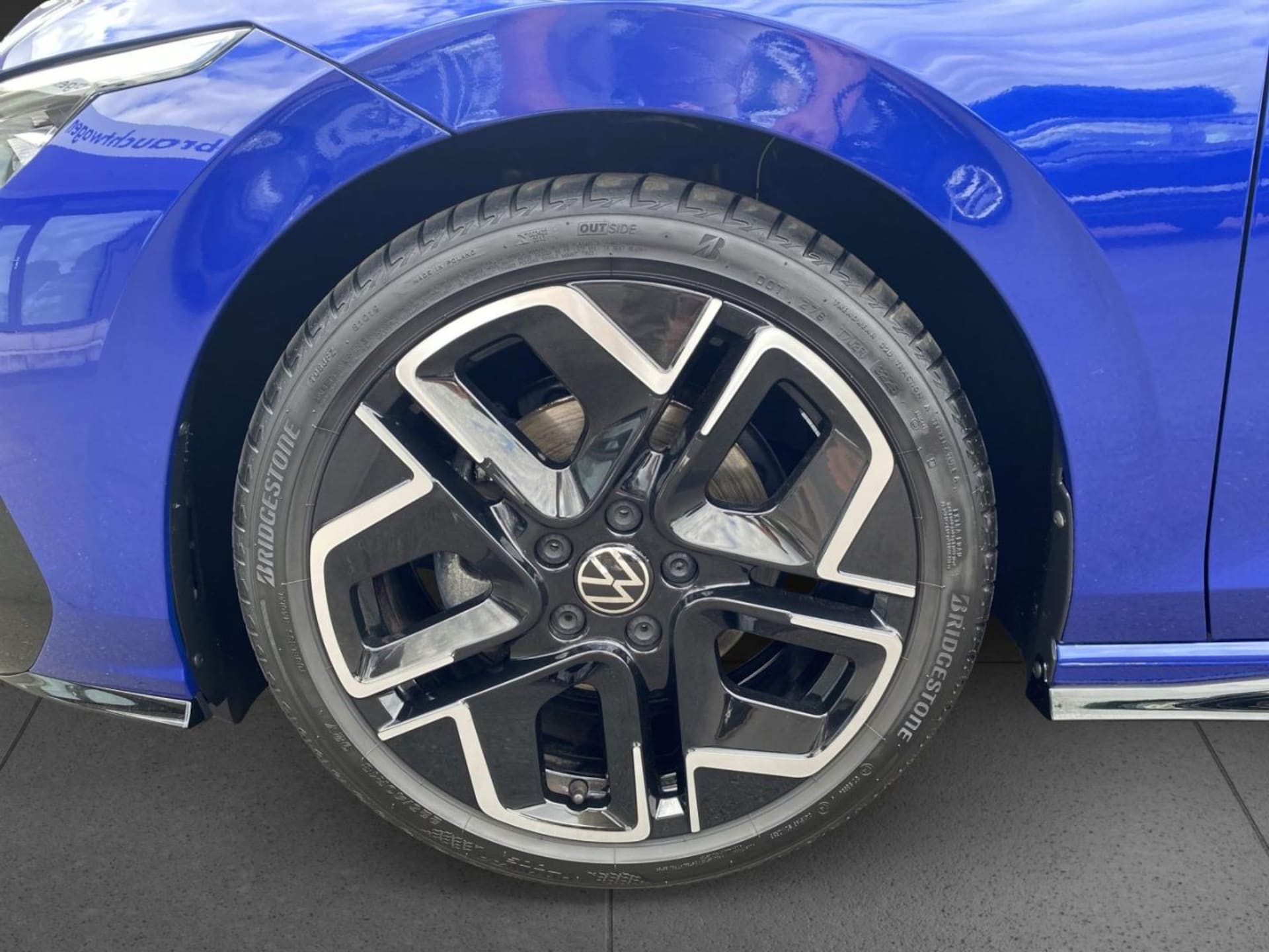 Volkswagen Golf Variant R-Line
