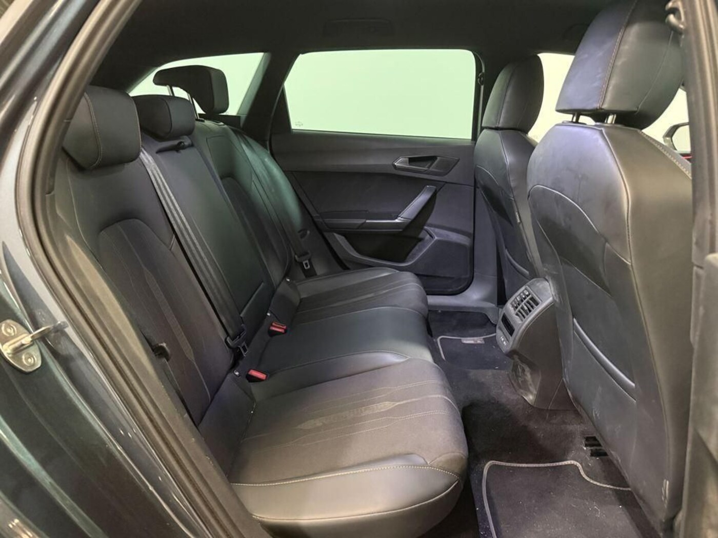 CUPRA Leon Sportstourer 1.5 eTSI DSG 110 kW (150 CV) — photo 6
