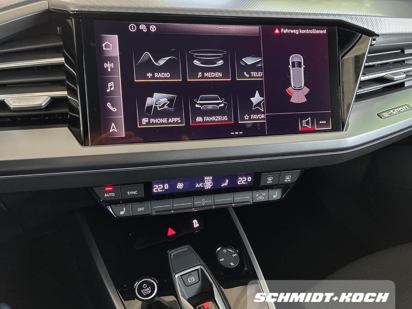 Bild über Audi Q4 e-tron 45 e-tron - für weitere Informationen kontaktieren Sie den Audi Partner