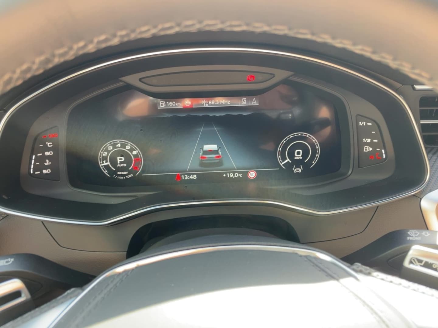 Bild über Audi RS 6 Avant TFSI quattro tiptronic - für weitere Informationen kontaktieren Sie den Audi Partner