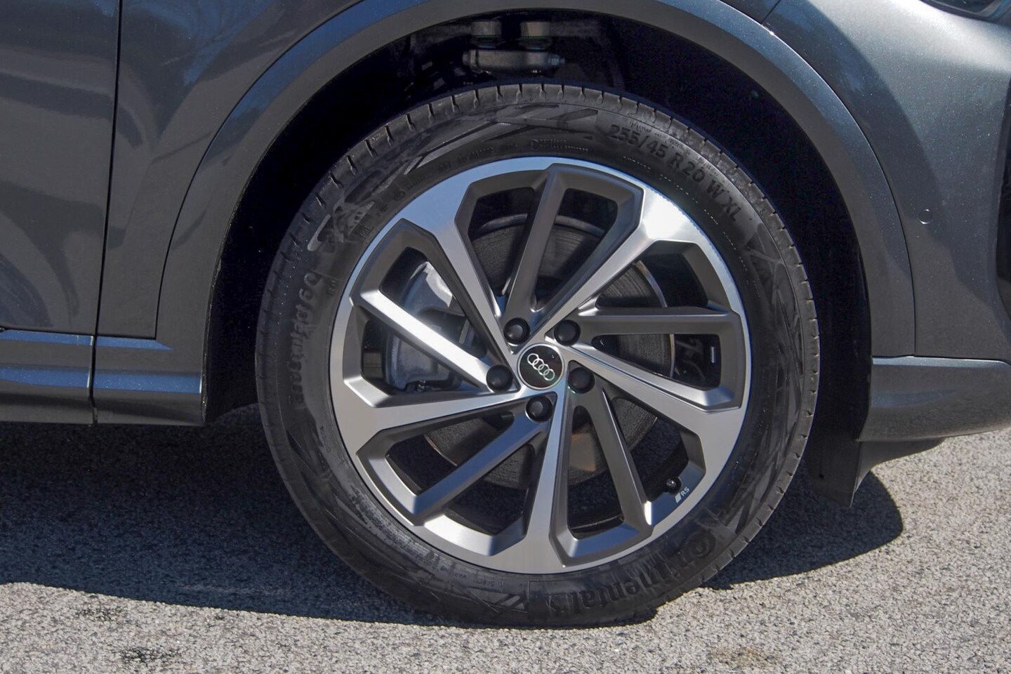 Image about Audi Q5 SUV TDI quattro 150 kW sport