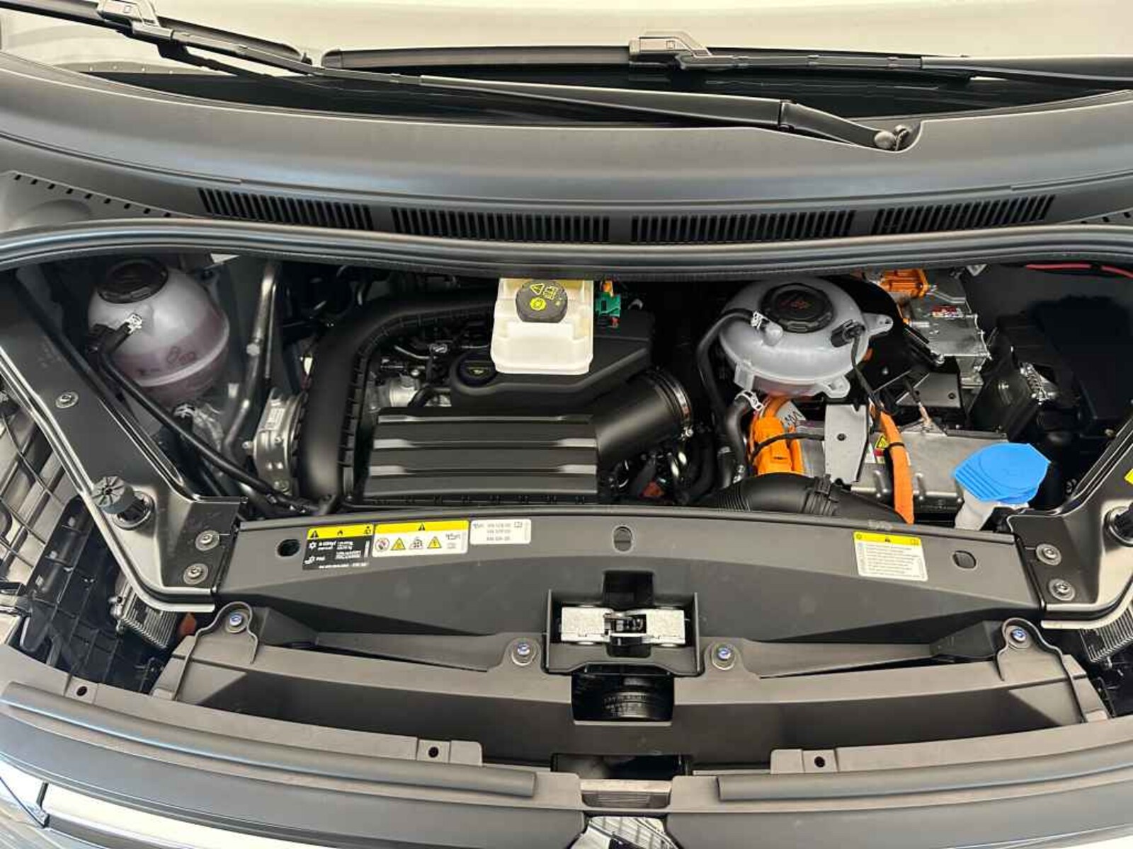 Volkswagen Multivan Langversion – Bild 16