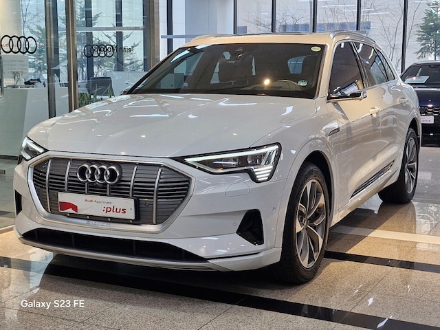 Audi e-tron 2