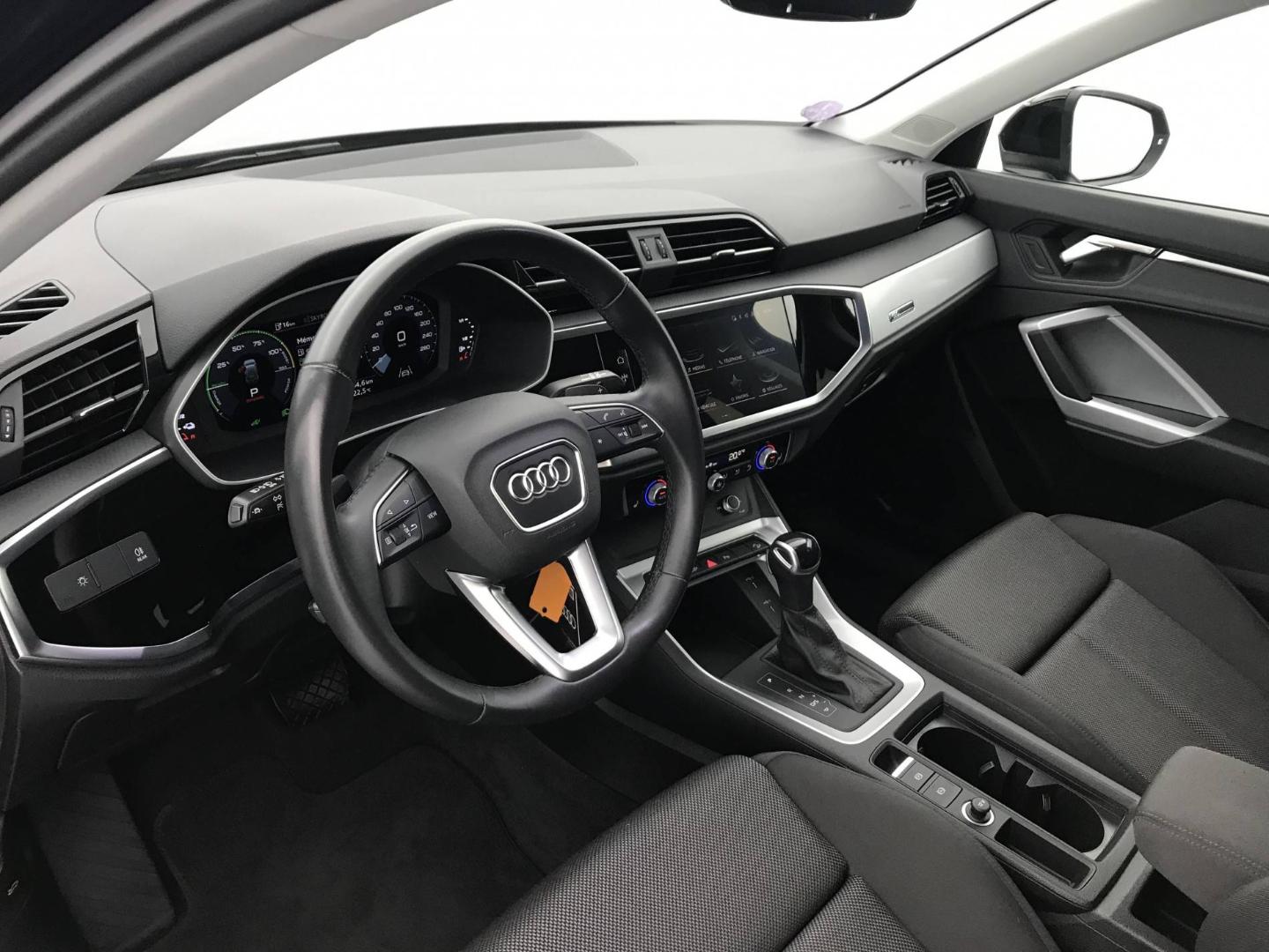 Image about Audi Q3 TFSI e Design 45 TFSI e 180 kW (245 ch) S tronic