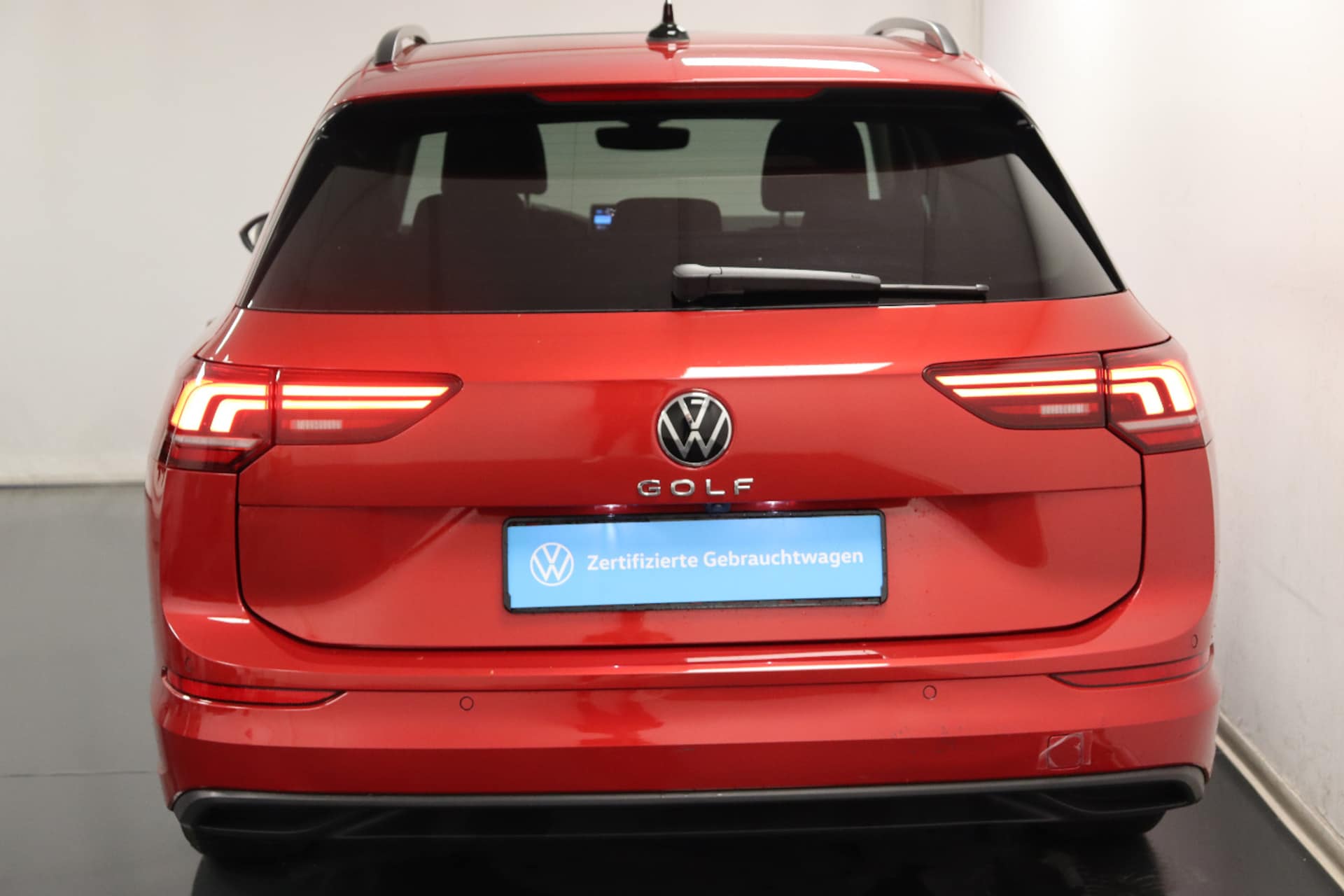 Volkswagen Golf Variant Life