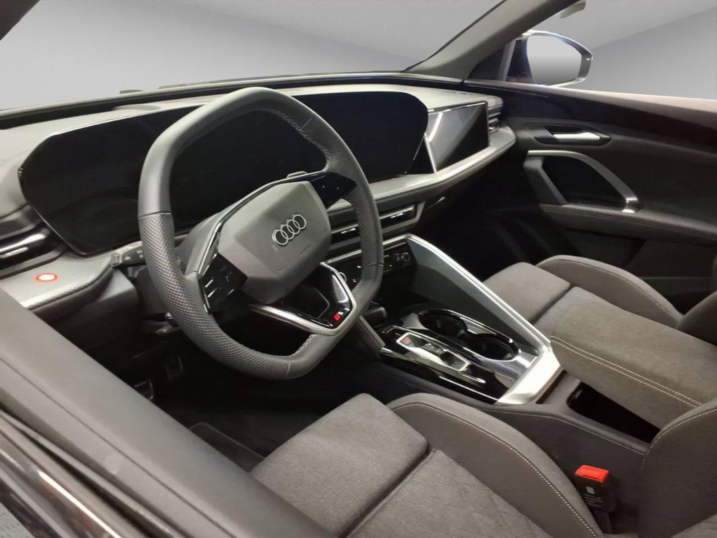 Bild über Audi Q5 SUV TFSI 150 kW S tronic - für weitere Informationen kontaktieren Sie den Audi Partner