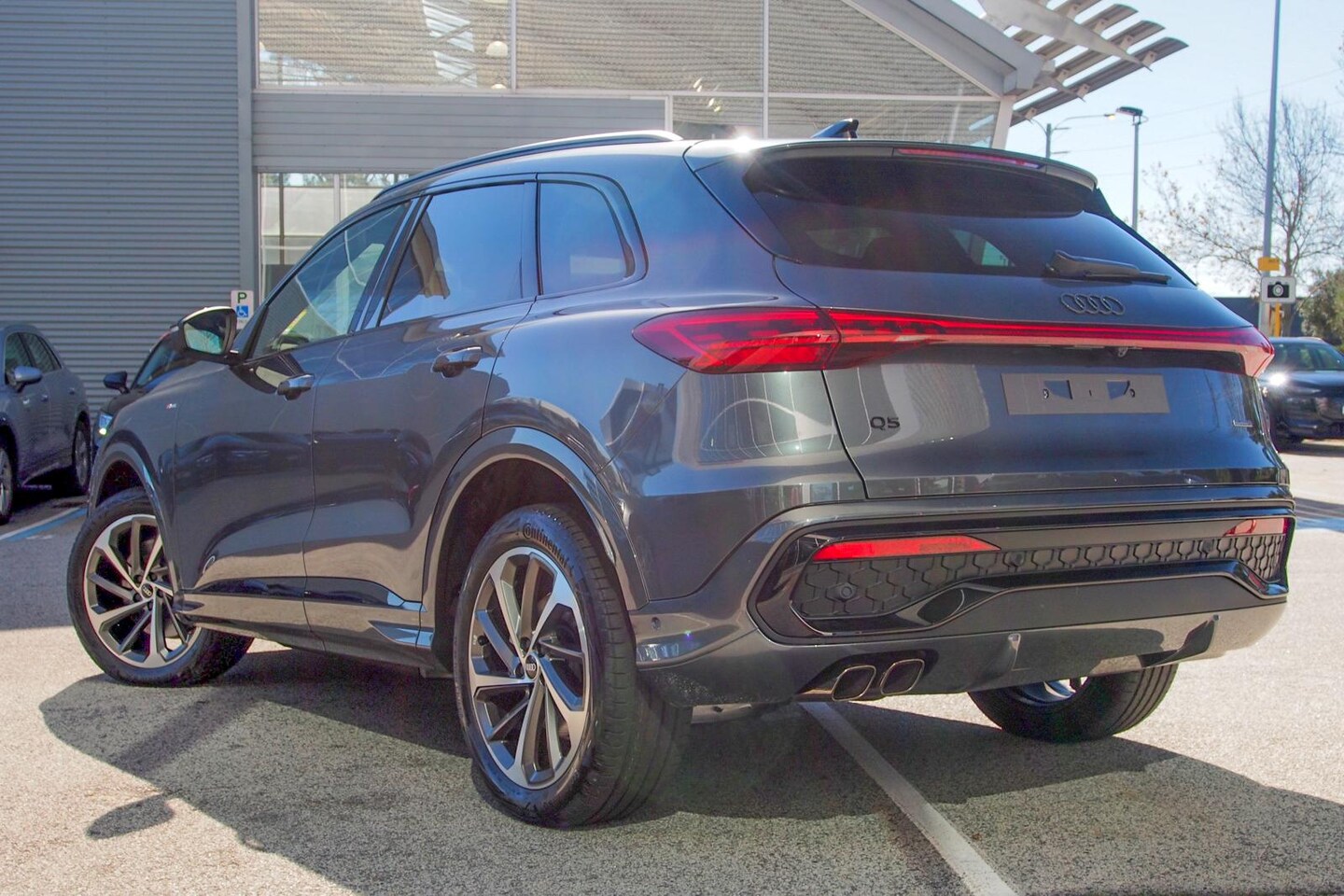 Image about Audi Q5 SUV TDI quattro 150 kW sport