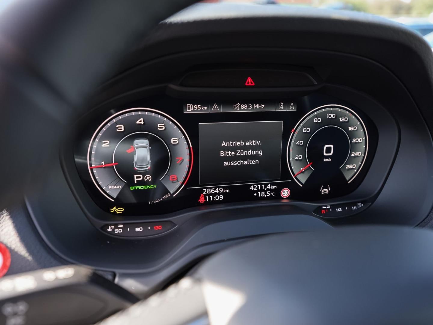 Bild über Audi Q2 advanced 35 TFSI S tronic - für weitere Informationen kontaktieren Sie den Audi Partner