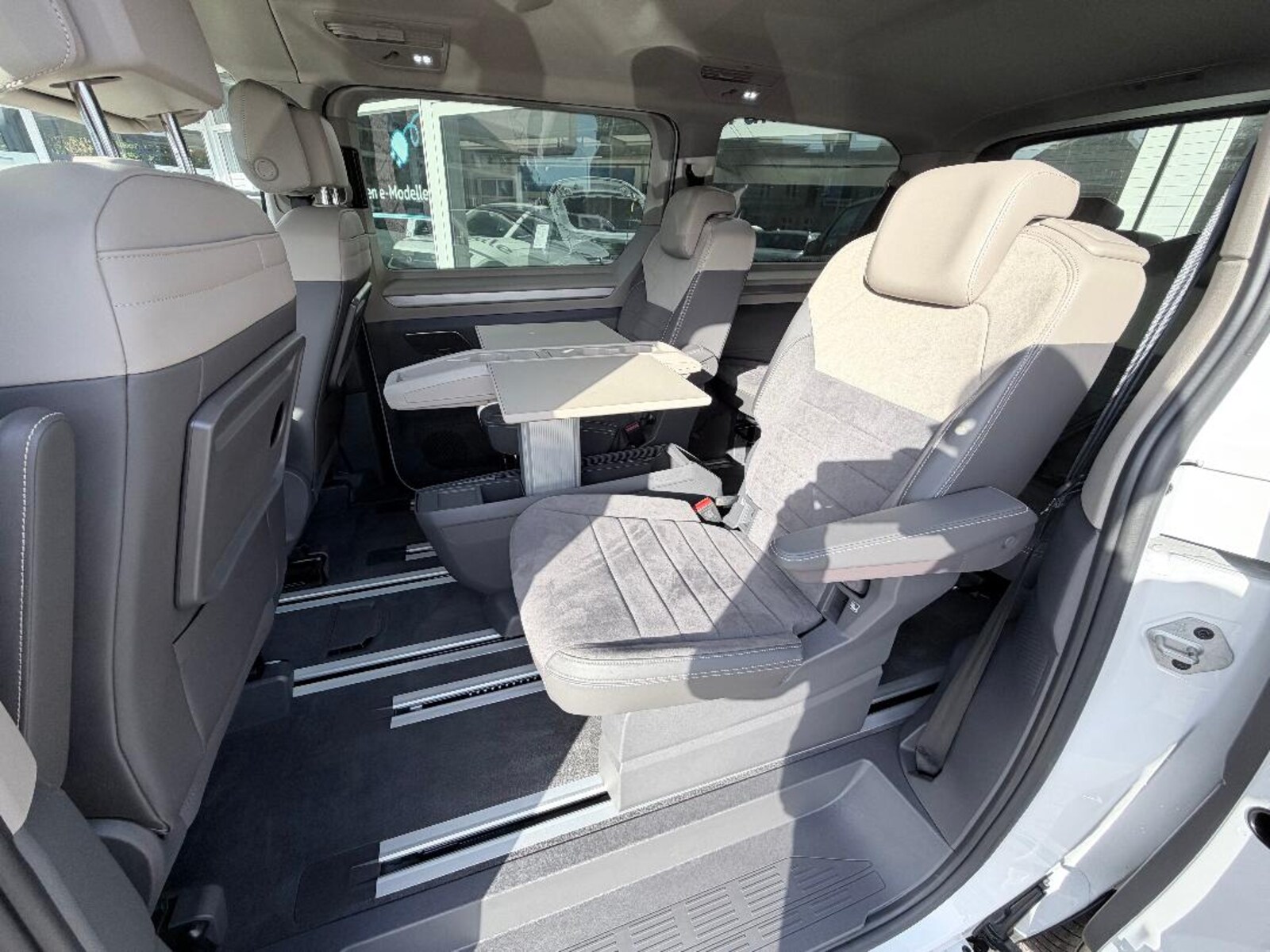 Volkswagen Multivan Langversion – Bild 6