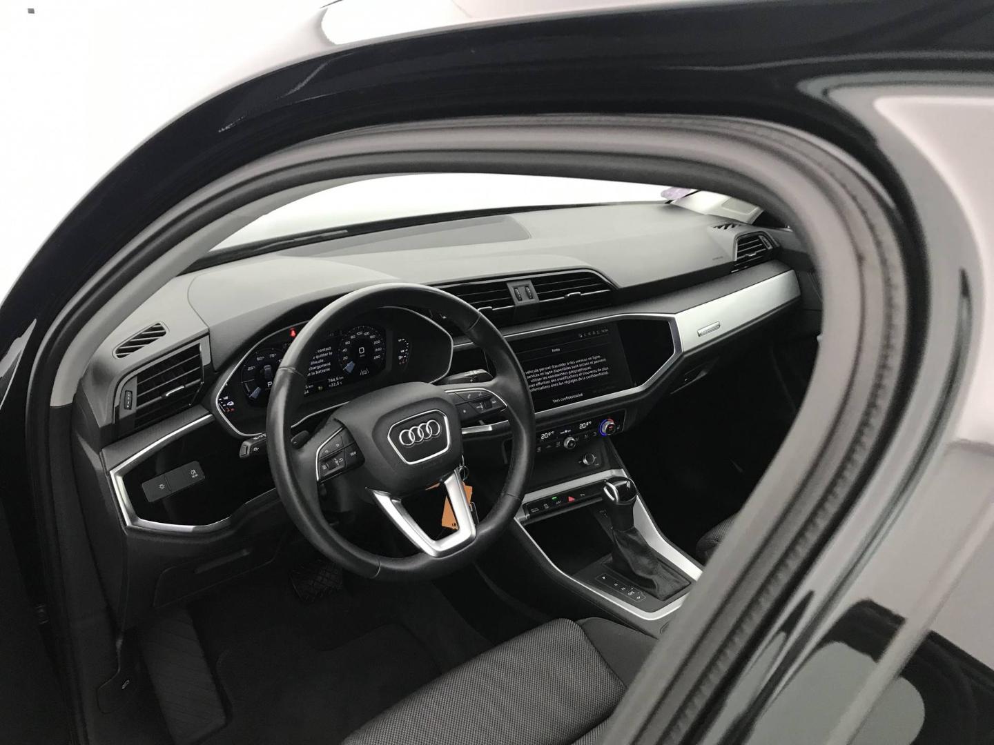 Image about Audi Q3 TFSI e Design 45 TFSI e 180 kW (245 ch) S tronic