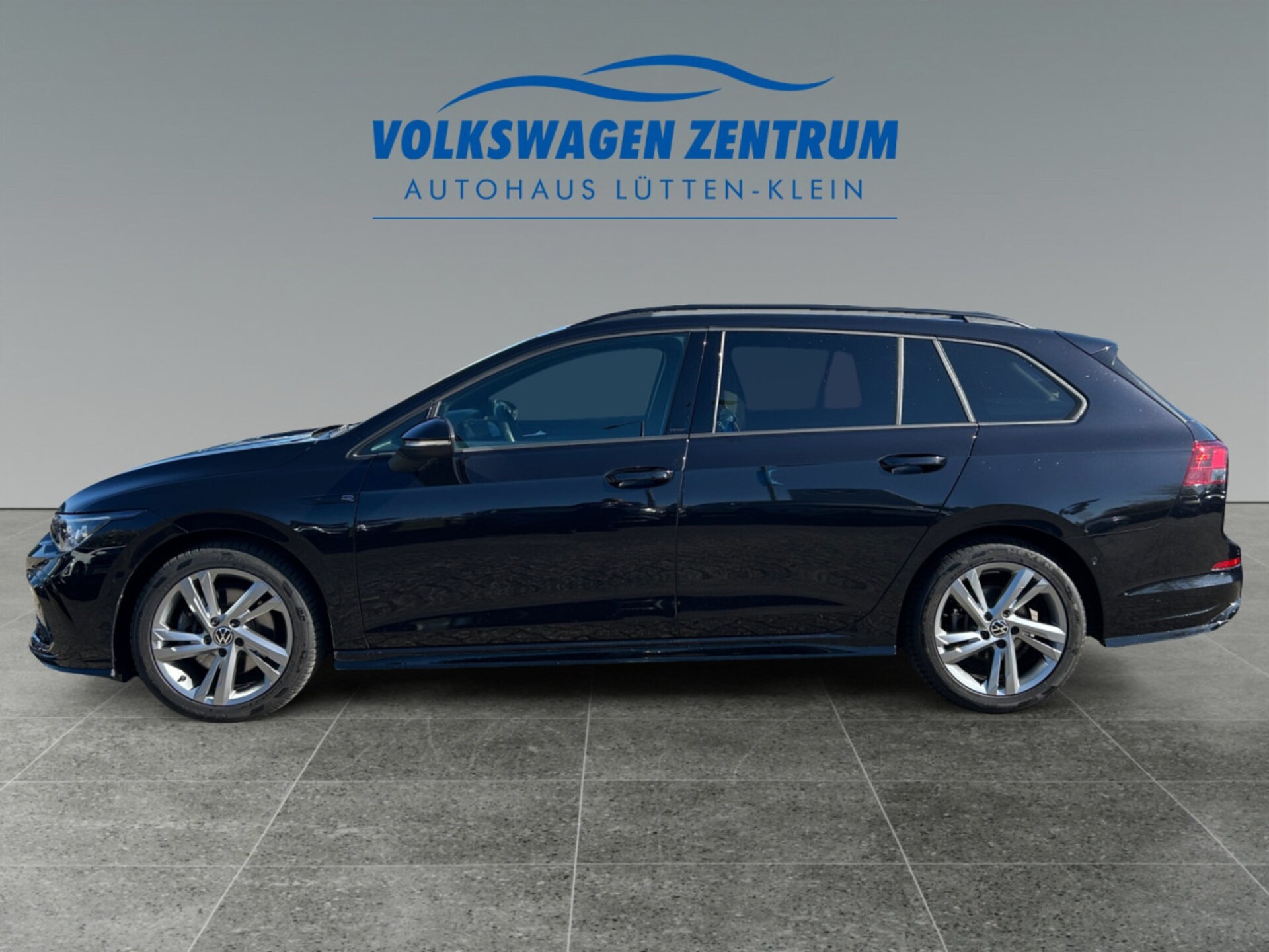 Volkswagen Golf Variant R-Line