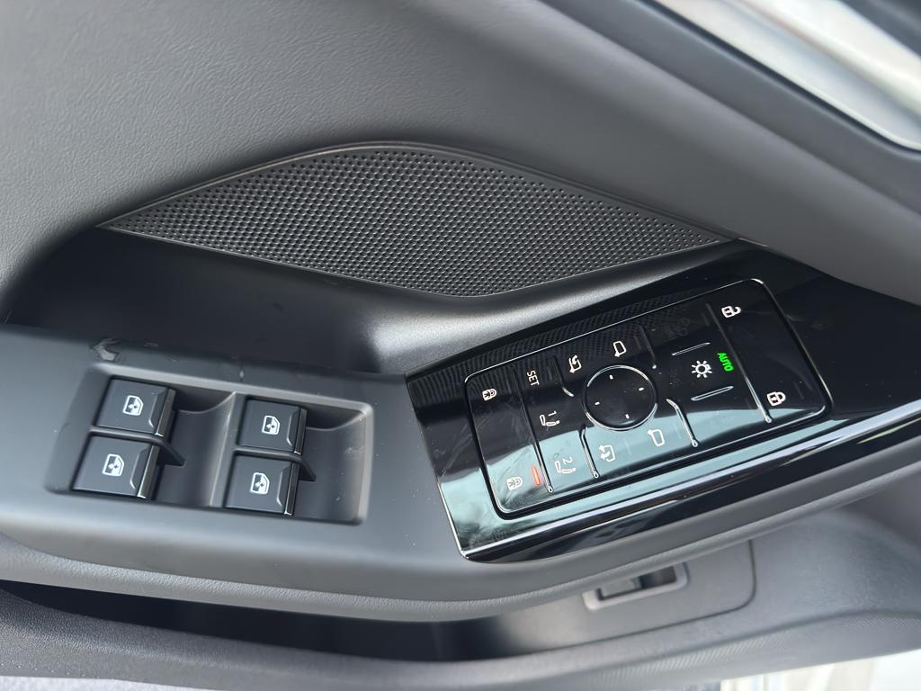 2025 Audi A6 Sportback e-tron Premium - Photo 9