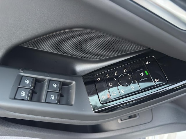 2025 Audi A6 Sportback e-tron Premium - Photo 9