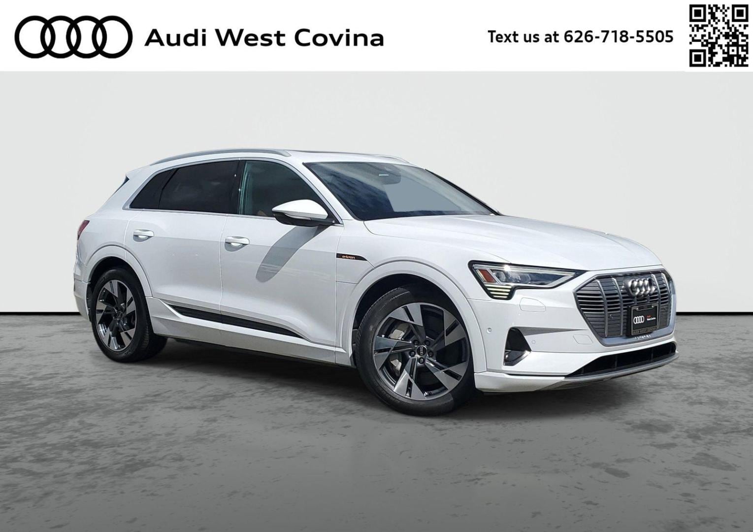2022 Audi e-tron 95 kWh Premium Plus quattro's photo