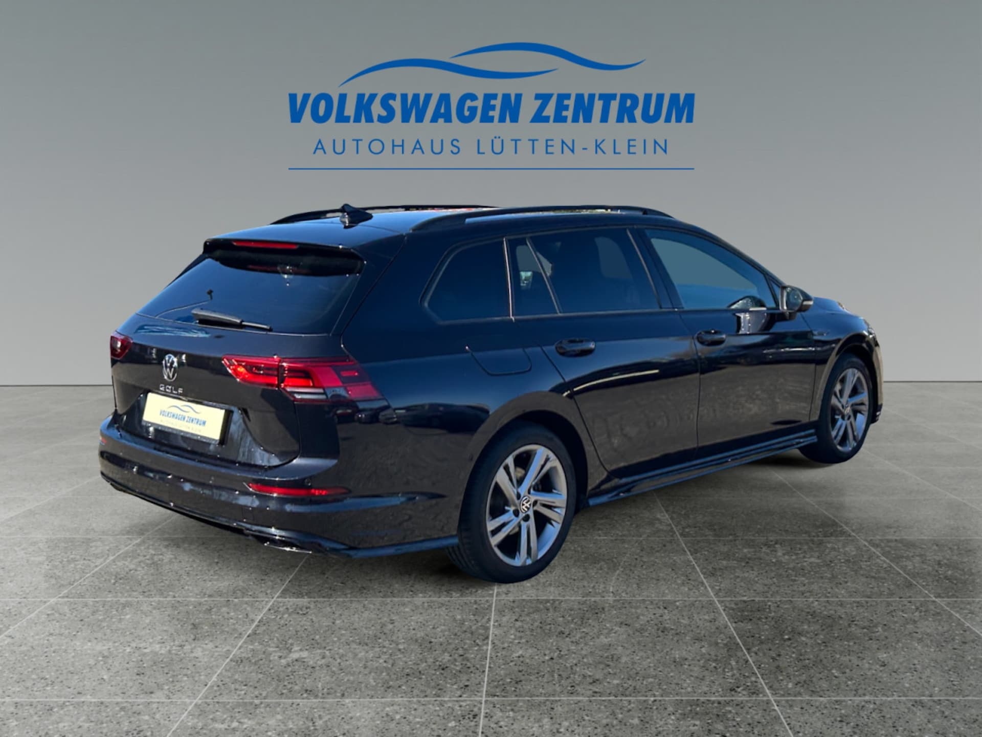 Volkswagen Golf Variant R-Line