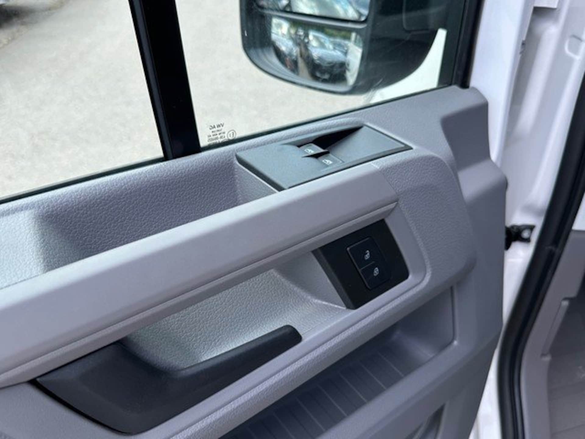 Volkswagen Crafter Kasten mittlerer Radstand