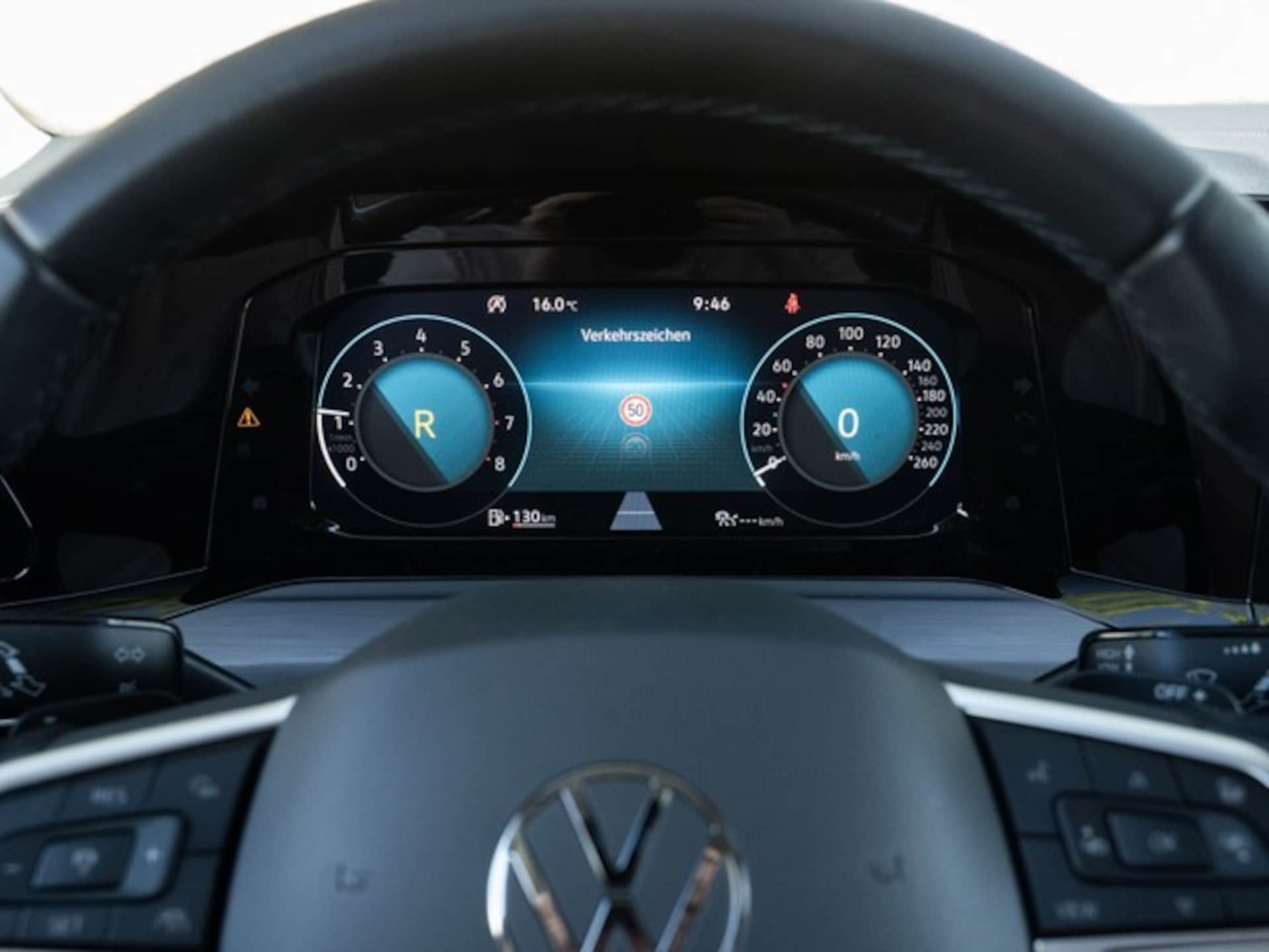 Volkswagen Golf Variant Style