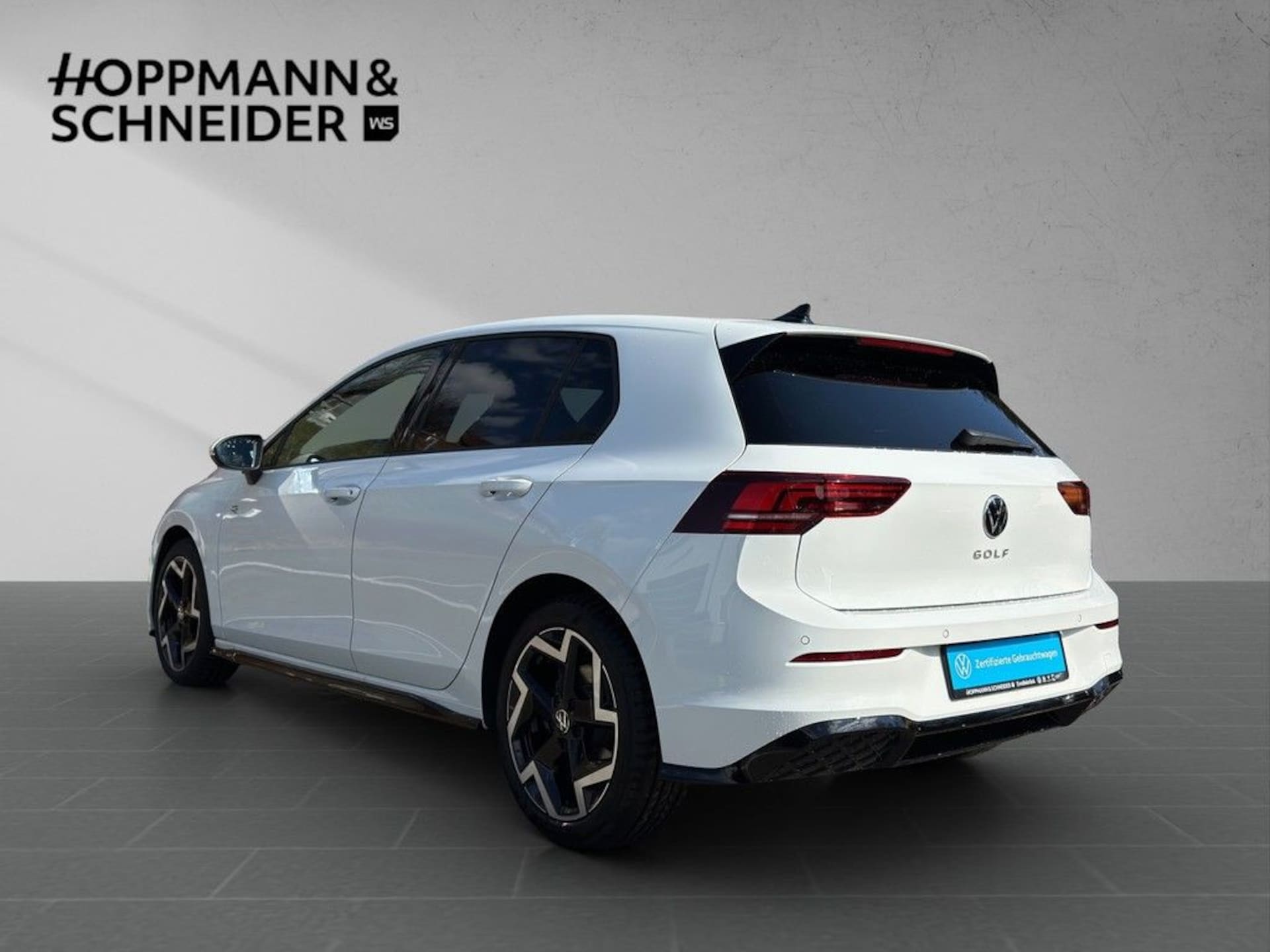 Volkswagen Golf R-Line