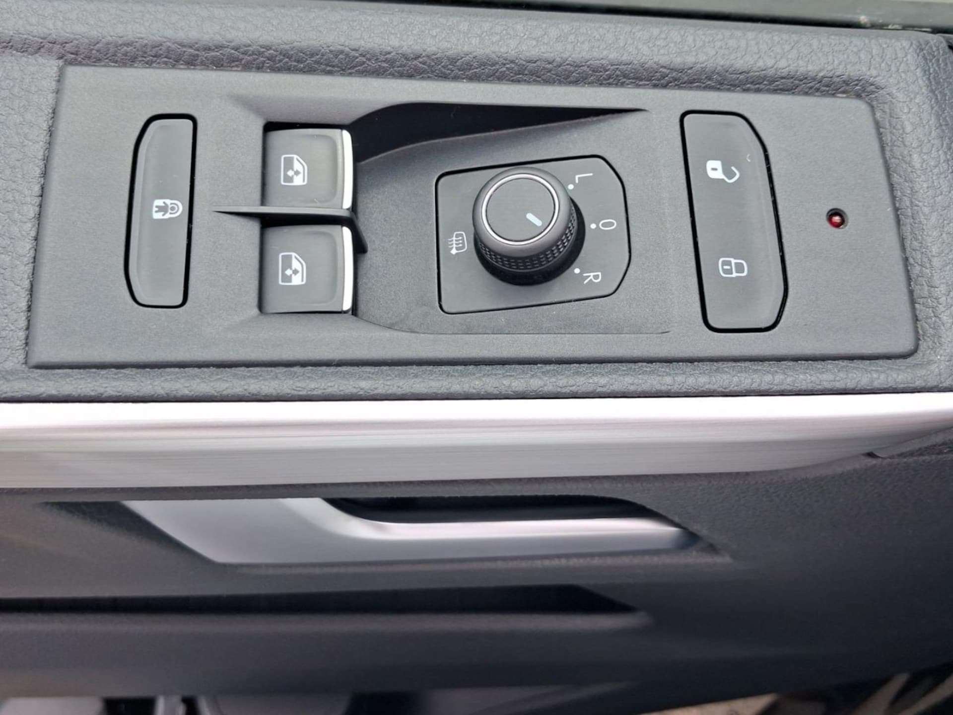 Volkswagen T6.1 California Beach