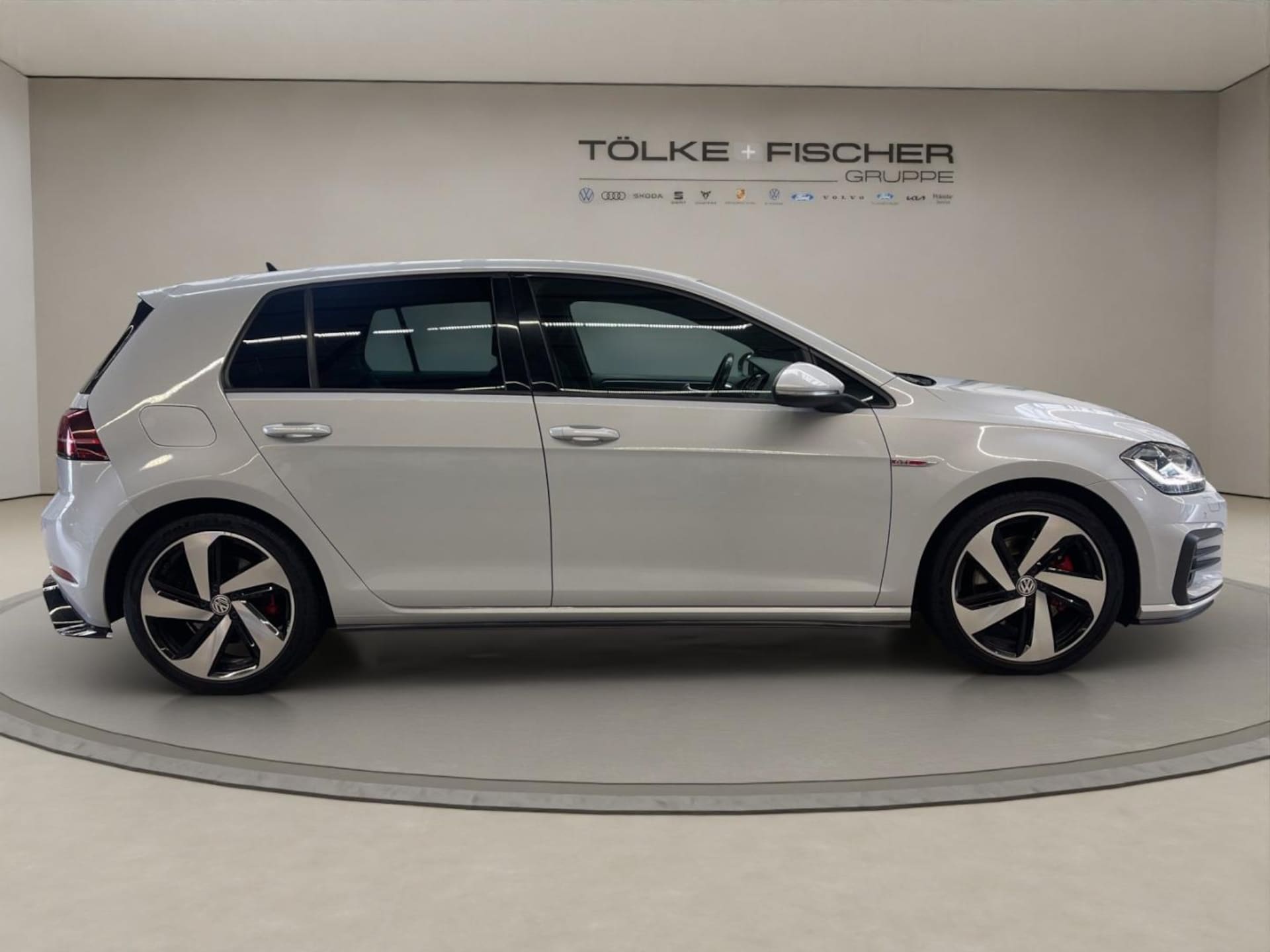 Volkswagen Golf GTI