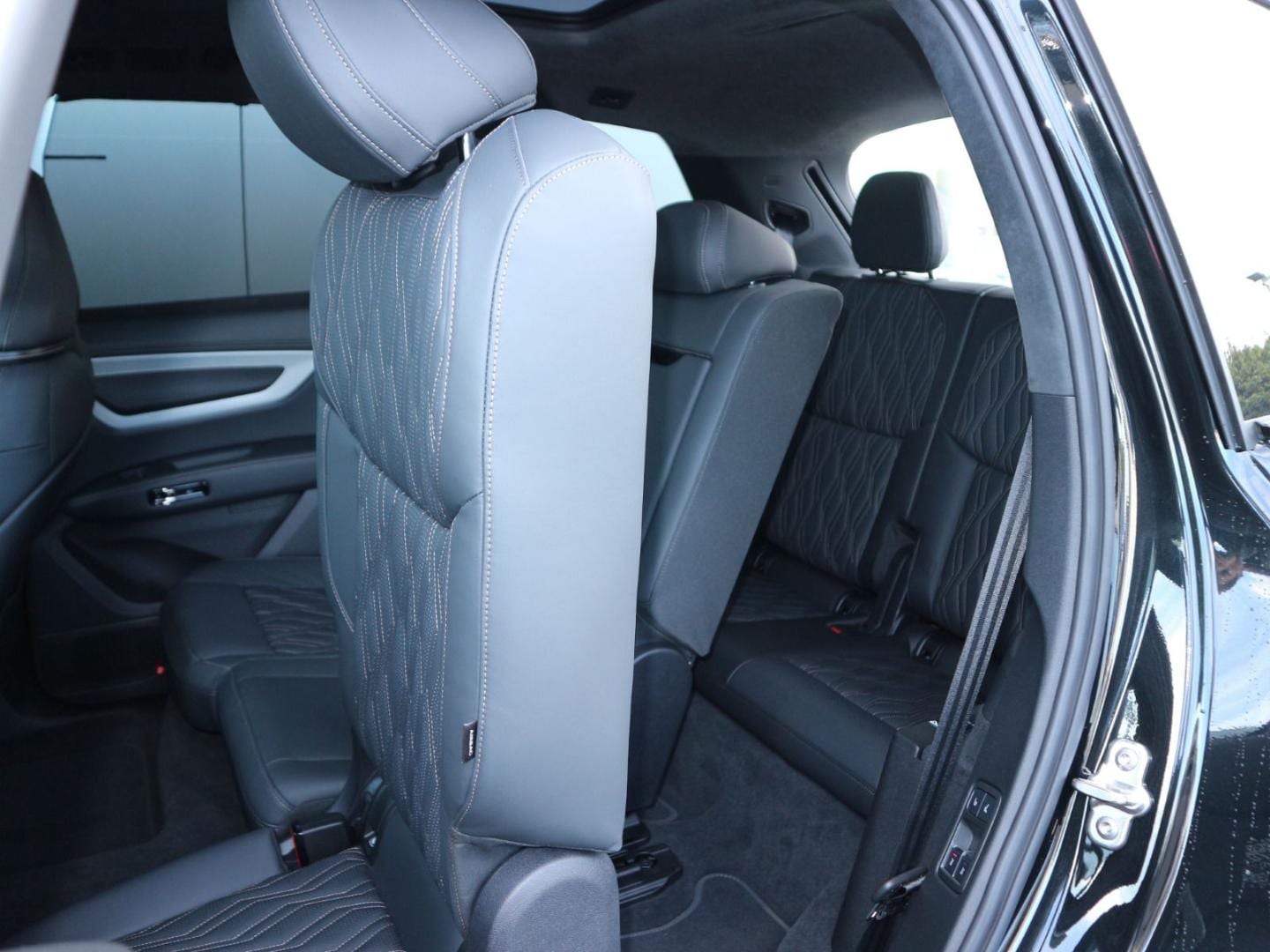 Bild über Audi Q7 SUV TDI quattro 220 kW tiptronic - für weitere Informationen kontaktieren Sie den Audi Partner