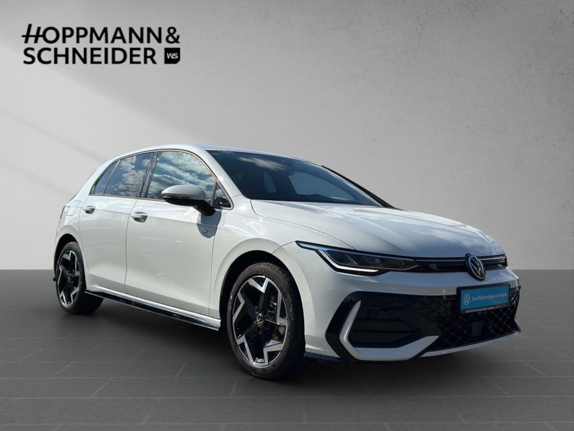 Volkswagen Golf R-Line
