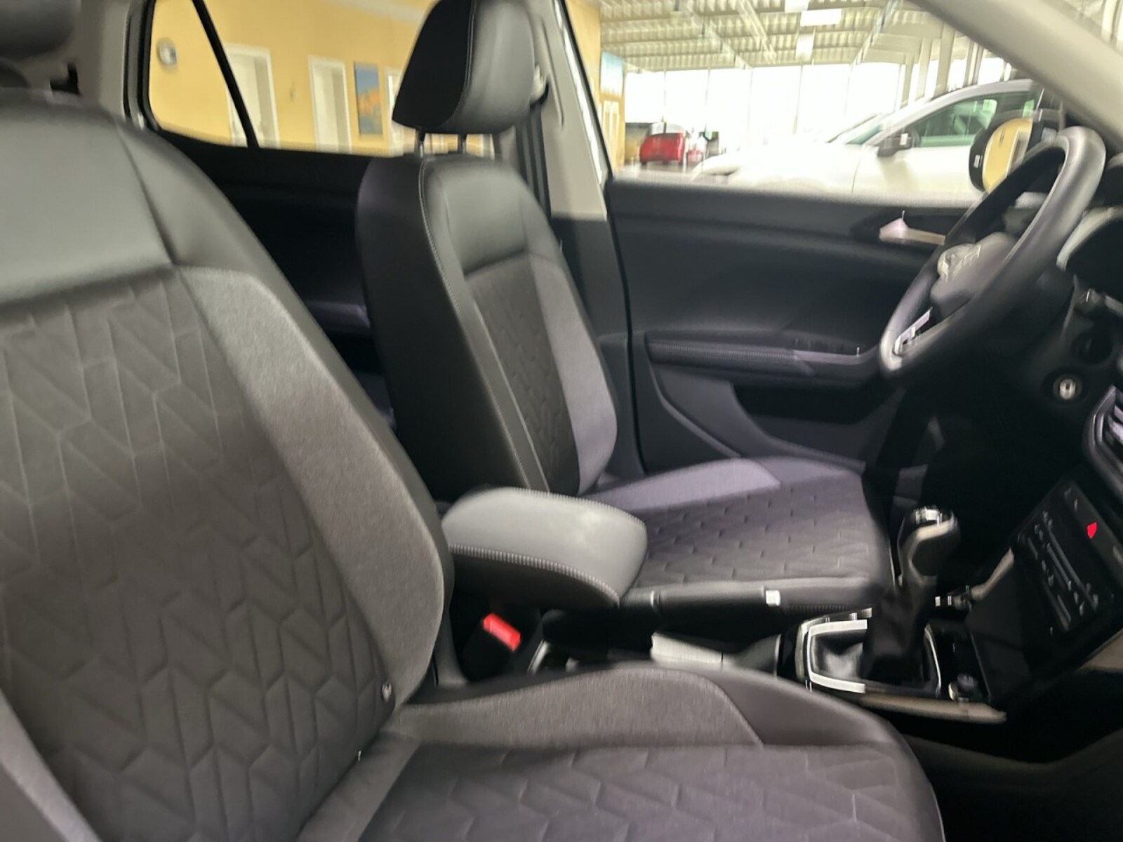 Volkswagen T-Cross – Bild 8