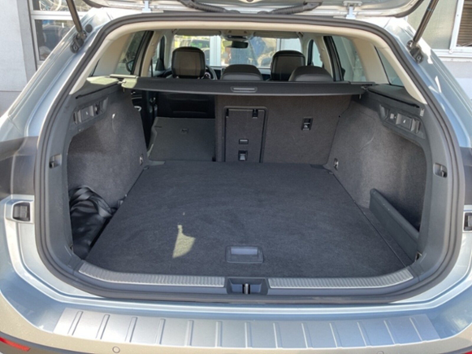 Volkswagen Passat – Bild 14