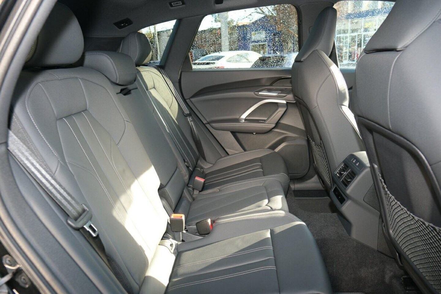 Image about Audi Q5 SUV e-hybrid quattro S tronic