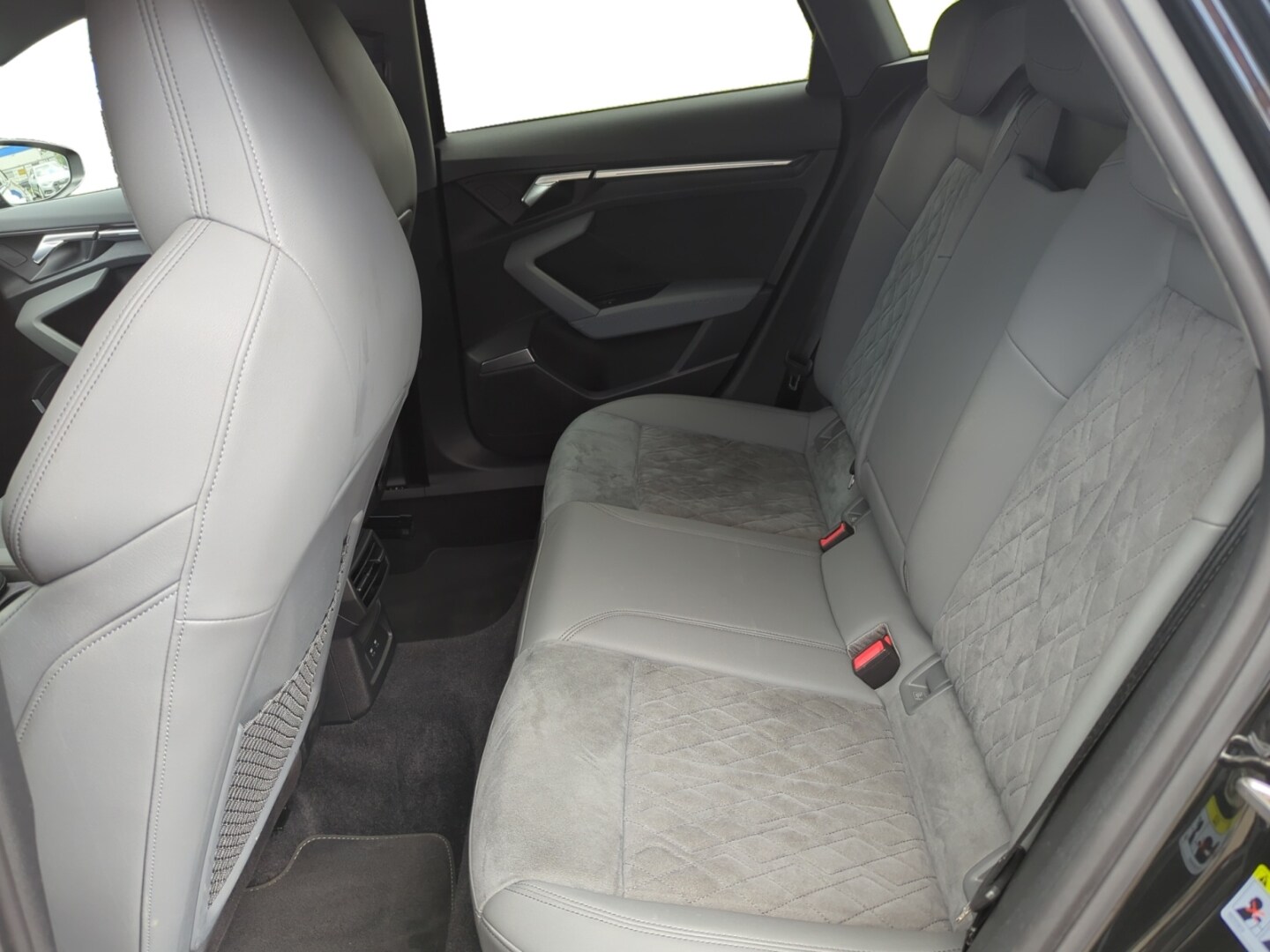 Image about Audi S3 Sportback S3 Sportback TFSI 228(310) kW(PS) S tronic