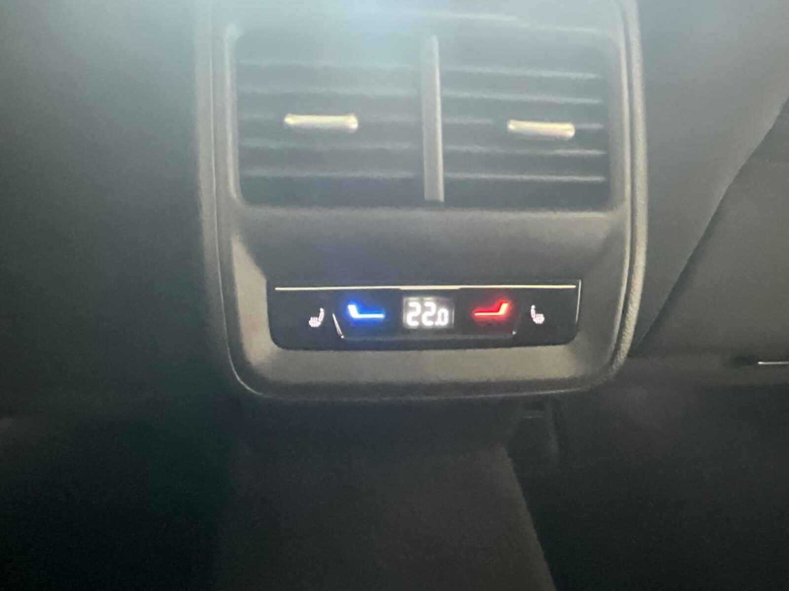 Volkswagen Passat – Bild 10