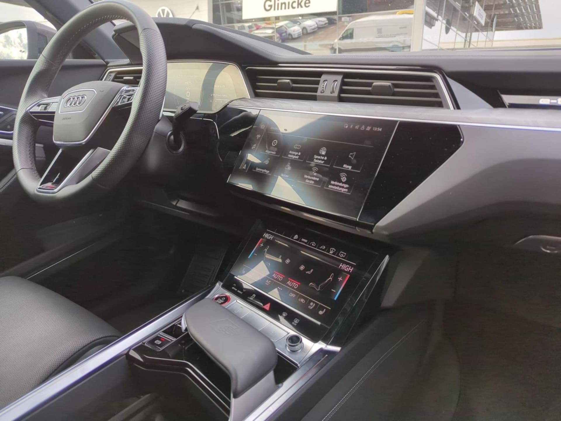 Audi e-tron S Sportback