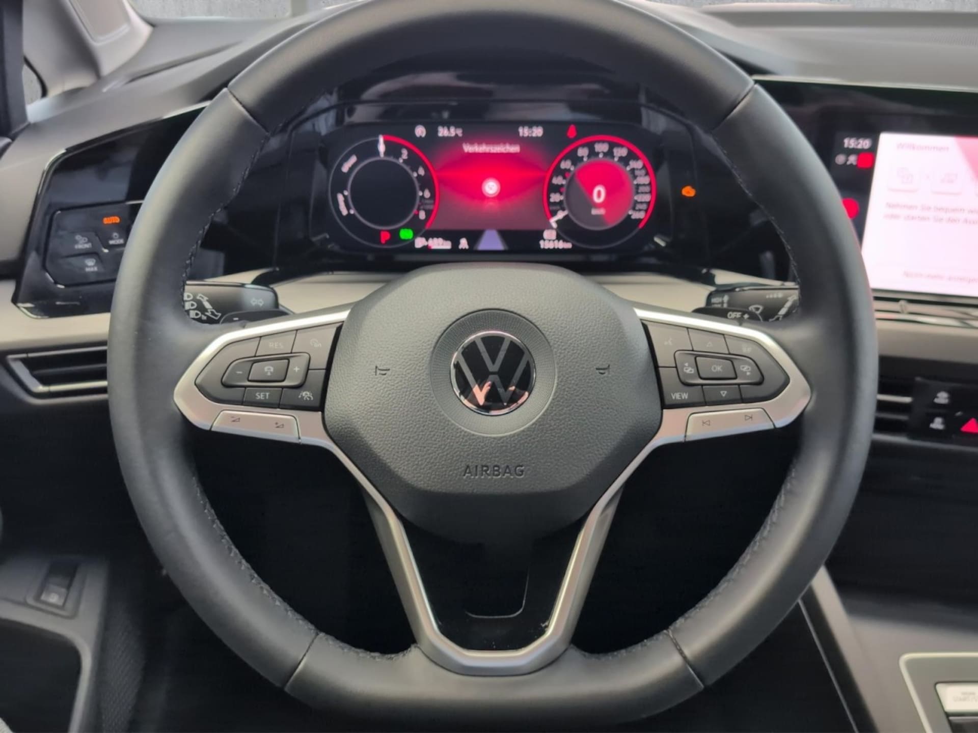 Volkswagen Golf Style